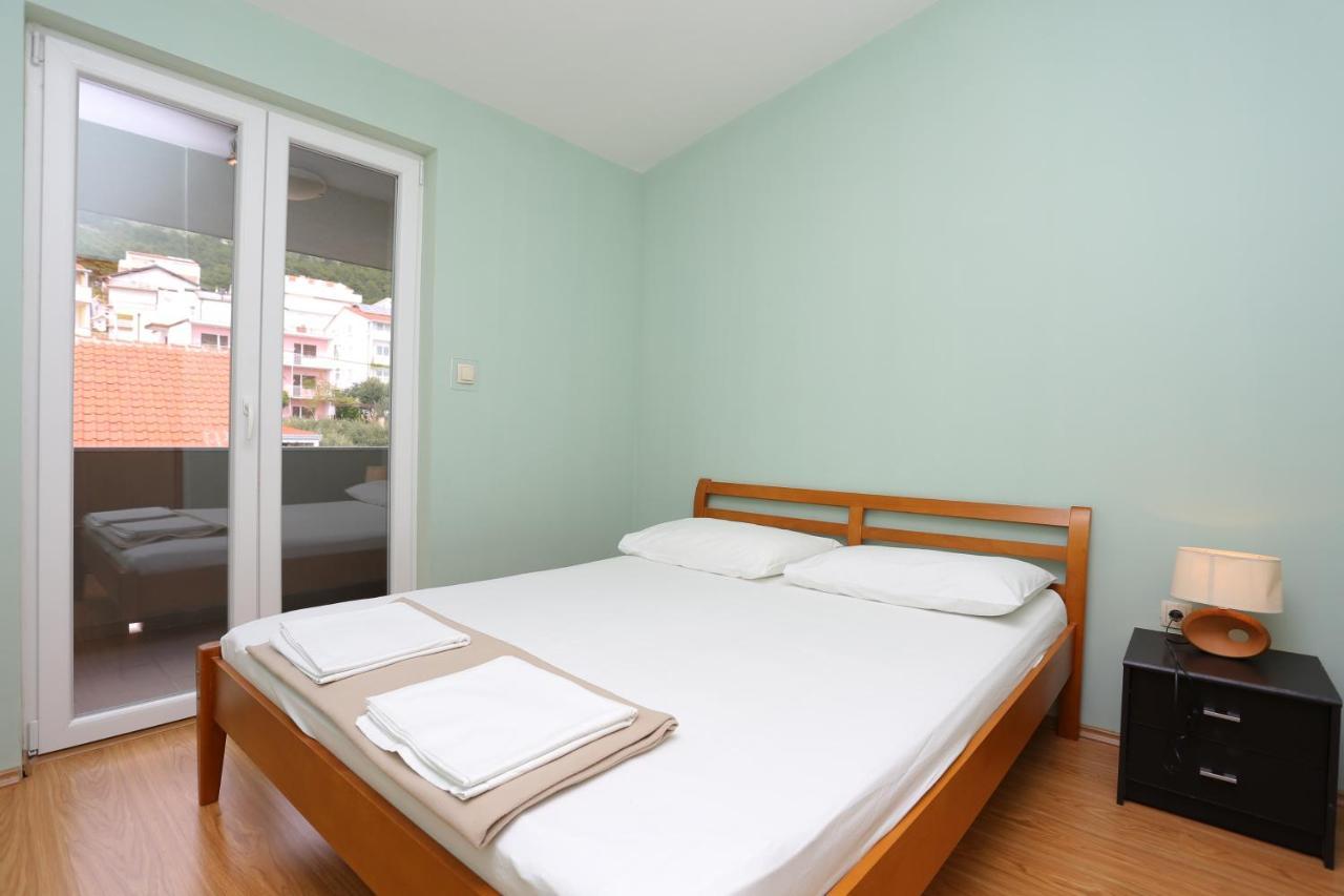 Apartments By The Sea Nemira, Omis - 17039 Tice Exterior foto