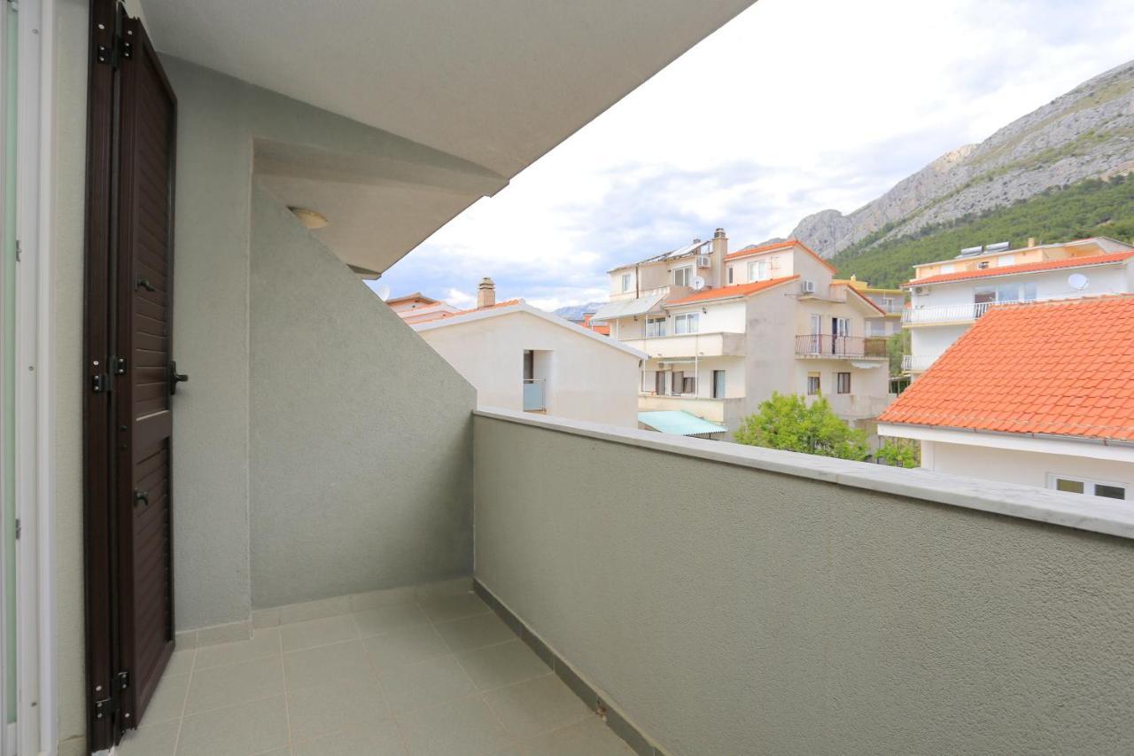 Apartments By The Sea Nemira, Omis - 17039 Tice Exterior foto