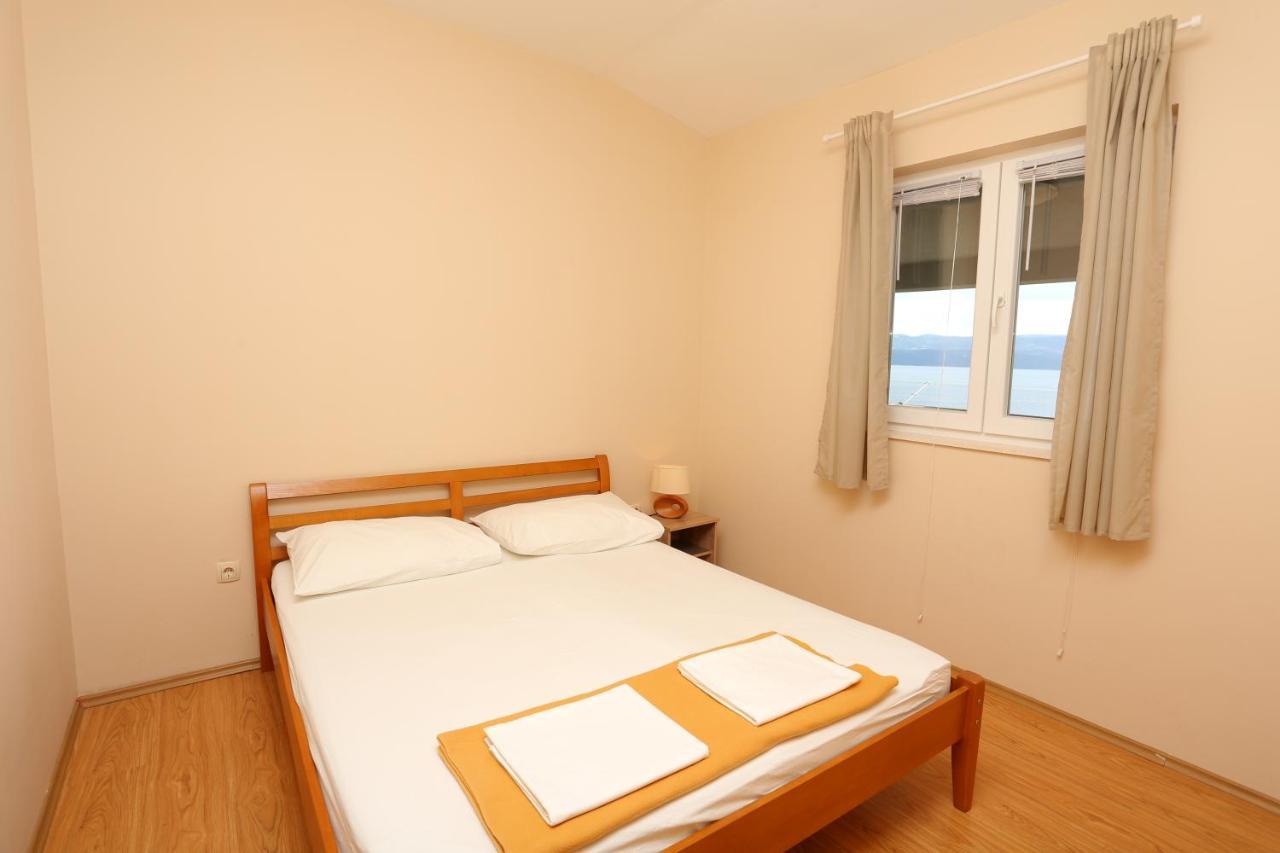 Apartments By The Sea Nemira, Omis - 17039 Tice Exterior foto