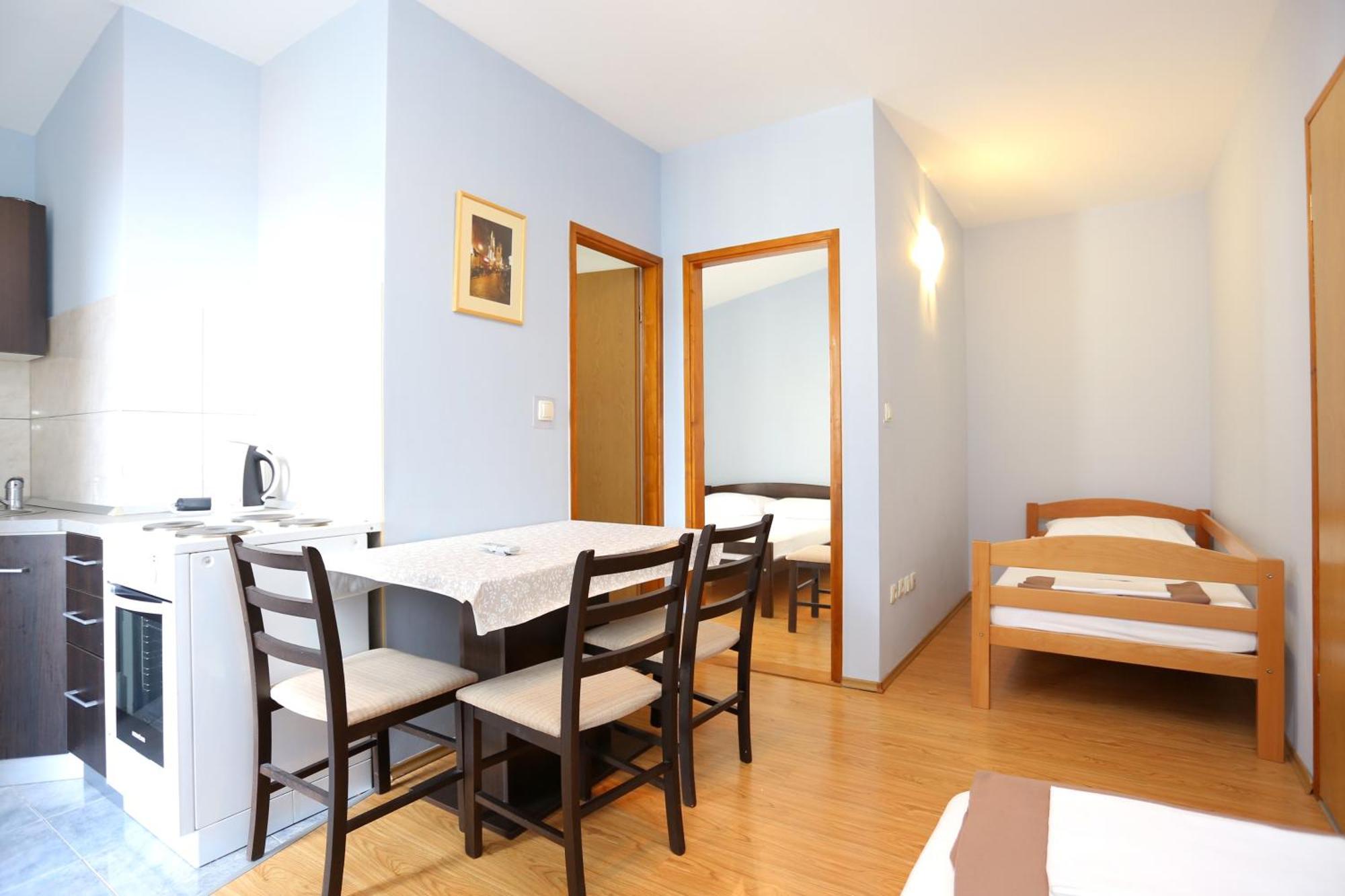 Apartments By The Sea Nemira, Omis - 17039 Tice Habitación foto